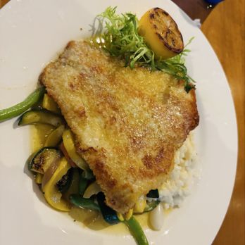 Frigate's Waterfront Bar and Grill - Macadamian crusted snapper - Seafood Near Me - Melbourne, Florida