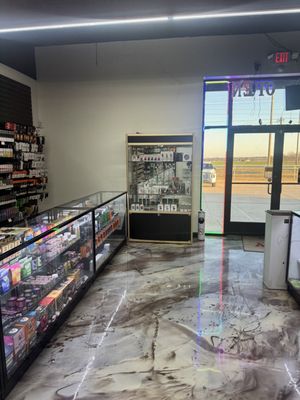 66 Smoke & Vape, 1010 Technology Way, Waxahachie, TX 75167, US