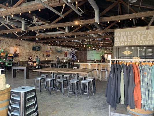 BarrelHouse Brewing Visalia - Taproom and Beer Garden by null
