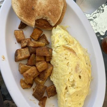 Lexi-Lu's Place - Portuguese Cacoila and Cheese Omelet - Breakfast & Brunch Near Me - Westport, Massachusetts