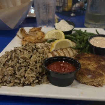 Harrison's Landing - Marina Grill - Seafood Near Me - Corpus Christi, Texas