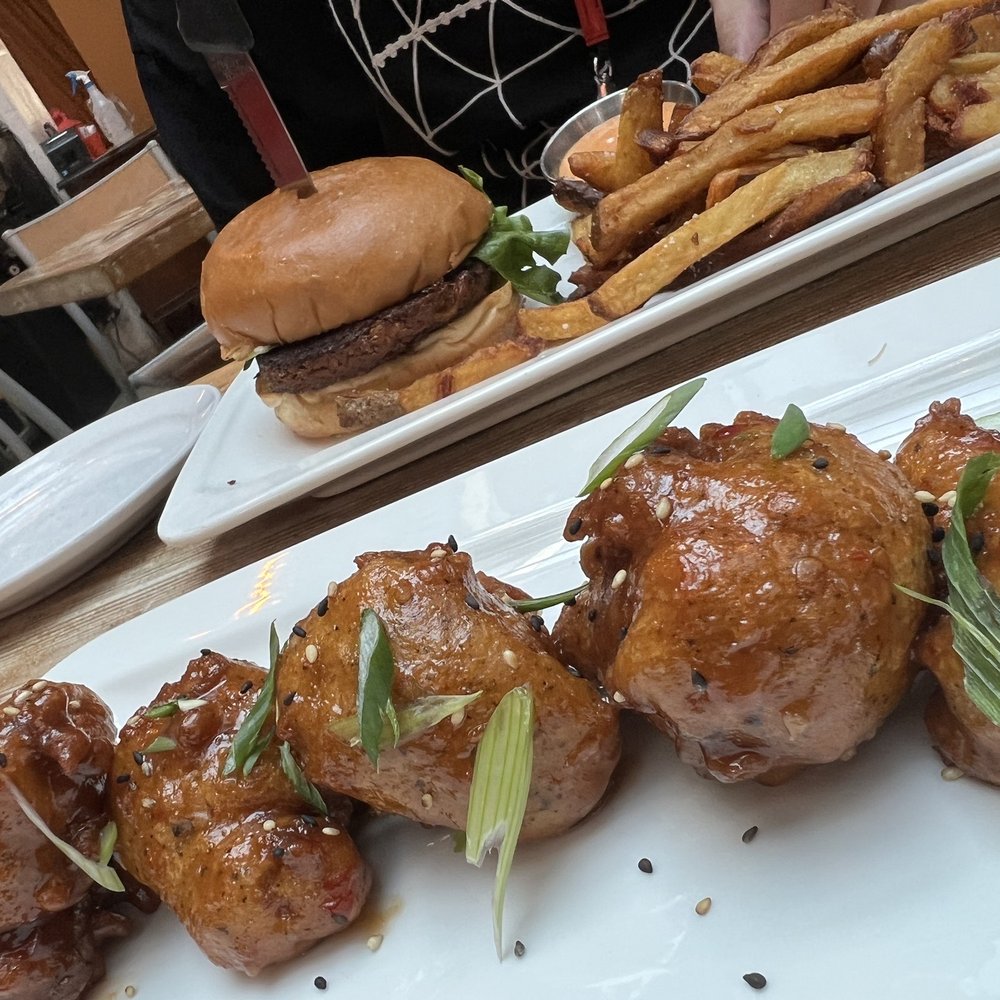 MeeT - Burgers Near Me - Vancouver, British Columbia MeeT - Burgers Near Me - Vancouver, British Columbia