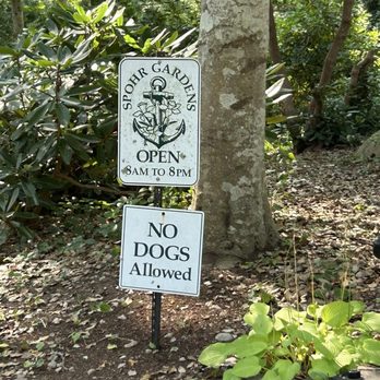 Spohr Gardens - Entrance signs. Please heed warnings. - Parks Near Me - Falmouth, Massachusetts