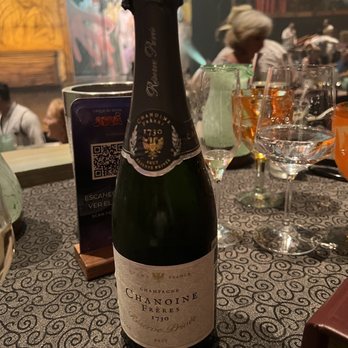 Cirque du Soleil - JOYA - Champagne served with dinner at the VIP section - Performing Arts Near Me - Playa del Carmen, ROO Cirque du Soleil - JOYA - Champagne served with dinner at the VIP section - Performing Arts Near Me - Playa del Carmen, ROO
