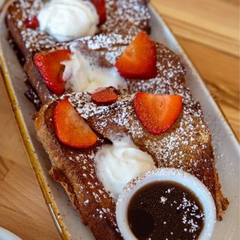 Three Birds Cafe - French toast - Cafes Near Me - Winter Garden, Florida