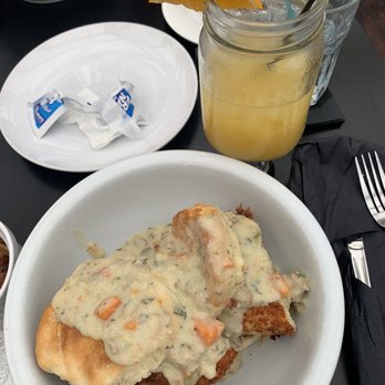 Maxine's On Shine - Chicken and biscuit bowl - New American Near Me - Orlando, Florida