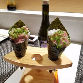 Sushi Nakano - Toro hand roll - Sushi Bars Near Me - Phoenix, Arizona