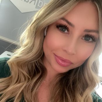 Be Bella - Hair Stylists Near Me - Melrose Park, Illinois Be Bella - Hair Stylists Near Me - Melrose Park, Illinois