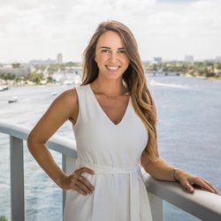Juliet Ferrara Bain - Real Estate Advisor at Compass - Juliet Ferrara lives, loves and sells Fort Lauderdale! Have a real estate question? I'm here to help!