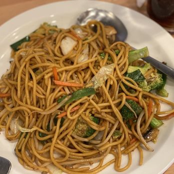 Chuan Cafe - Vegetable lo mein noodles - Szechuan Near Me - Raleigh, North Carolina Chuan Cafe - Vegetable lo mein noodles - Szechuan Near Me - Raleigh, North Carolina