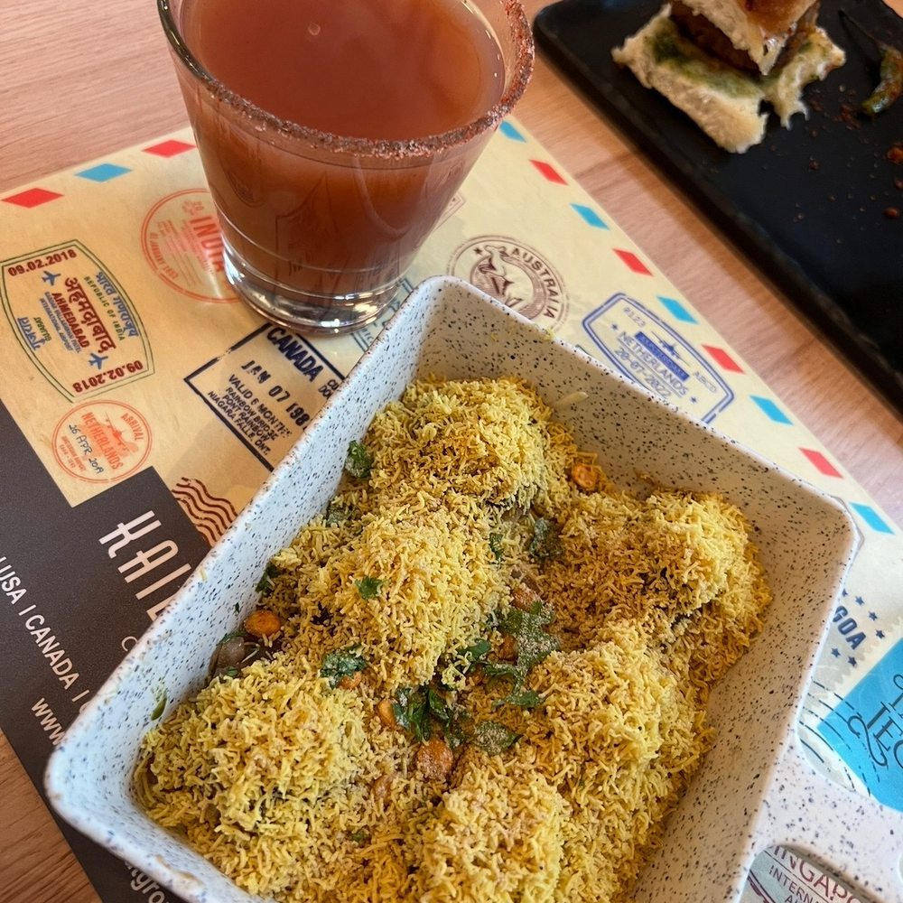 Kailash Parbat - SEV PURI with CHILLI GUAVA drink - Indian Near Me - Dublin, California