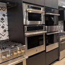 Design Hub - Showroom image