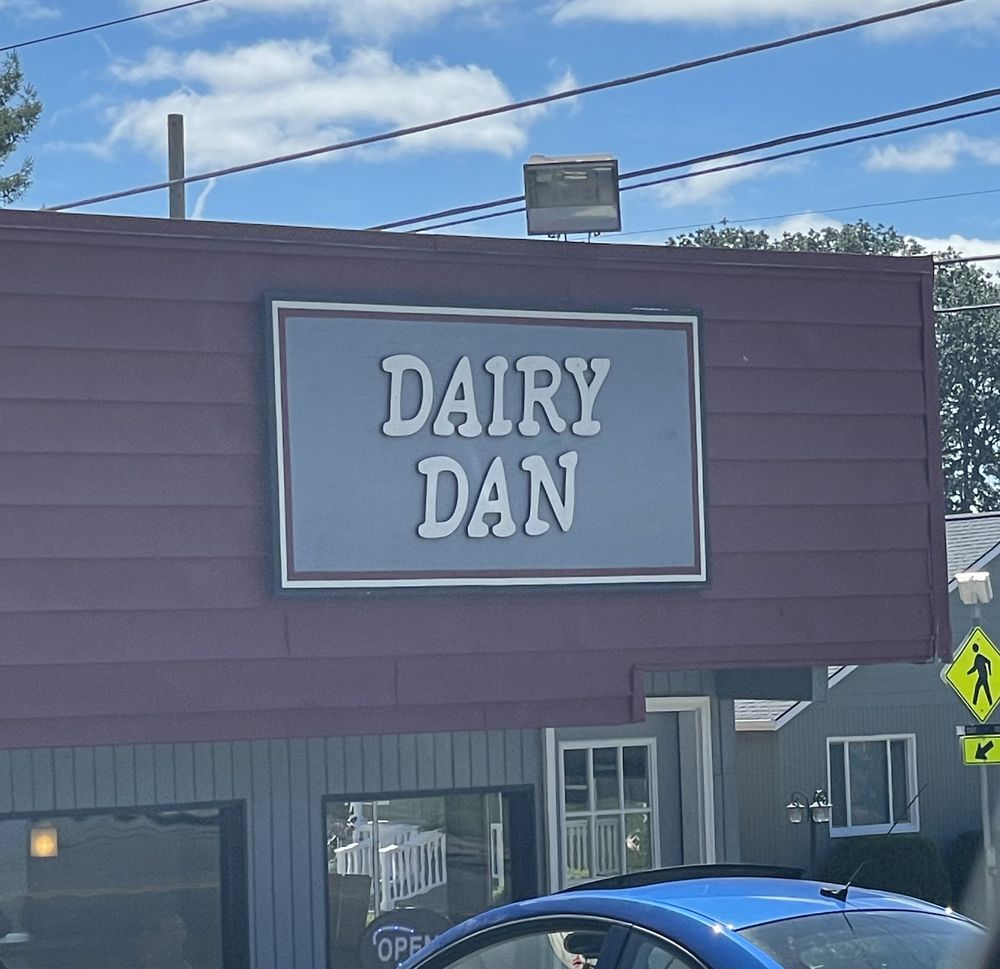 DAIRY DAN 1582 S Market Blvd, Chehalis, Washington Burgers