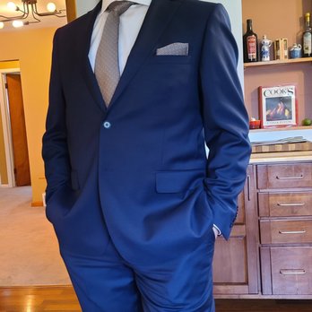 Maestro Tailor - Sewing & Alterations Near Me - Cleveland, Ohio
