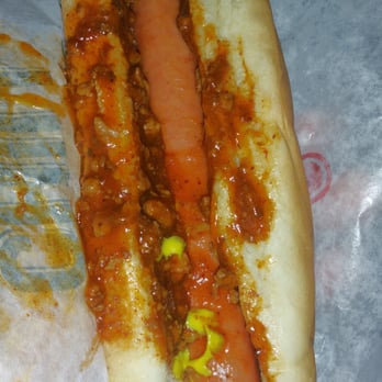 Wienerschnitzel - Hardly any chili on the CHILI DOG!!! - Fast Food Near Me - Rancho Cucamonga, California Wienerschnitzel - Hardly any chili on the CHILI DOG!!! - Fast Food Near Me - Rancho Cucamonga, California