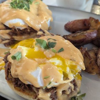 Axolotl Café - Axol Benedict - Breakfast & Brunch Near Me - Milwaukee, Wisconsin Axolotl Café - Axol Benedict - Breakfast & Brunch Near Me - Milwaukee, Wisconsin