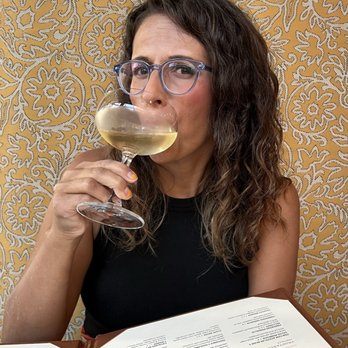 Mita's Restaurant and Bar - Champagne - Spanish Near Me - Cincinnati, Ohio