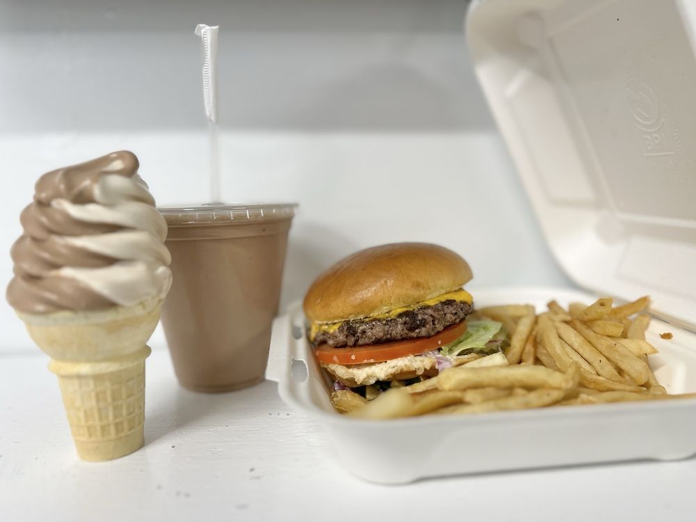 Chilcoot Frosty Logo