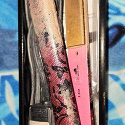 Savers - Used straightener put in sealed box and sold as new!!!!