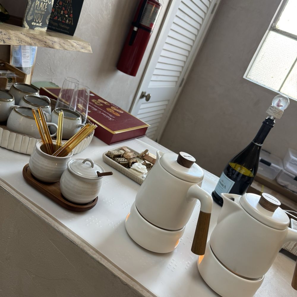 Scalp Sanctuary - Tea in meditation room - Blow Dry/Out Services Near Me - Pasadena, California
