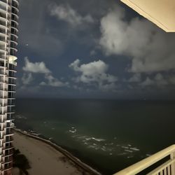 Doubletree by Hilton Ocean Point Resort & Spa