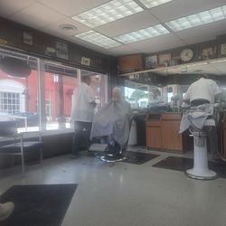 Boeving Barber Shop