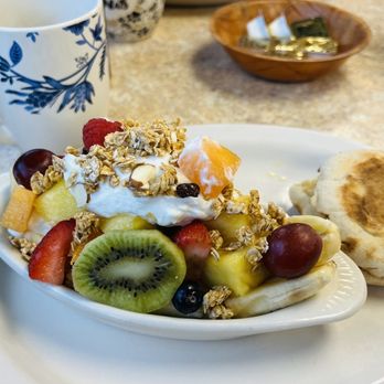 Tin Can Cafe - An unexpected surprise! Fresh fruit, granola and yogurt... - Cafes Near Me - Clearwater, Florida Tin Can Cafe - An unexpected surprise! Fresh fruit, granola and yogurt... - Cafes Near Me - Clearwater, Florida