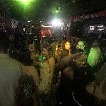 28 West - The scene on Sunday, the day before MLK holiday. - Sports Bars Near Me - Alhambra, California 28 West - The scene on Sunday, the day before MLK holiday. - Sports Bars Near Me - Alhambra, California