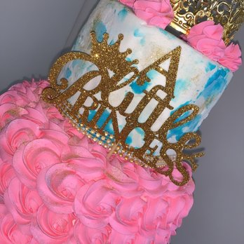 Bigboycakes - a cake with a crown on top - Custom Cakes Near Me Bigboycakes - a cake with a crown on top - Custom Cakes Near Me