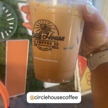 Circle House Coffee - Con Leche - Cafes Near Me - Fort Lauderdale, Florida Circle House Coffee - Con Leche - Cafes Near Me - Fort Lauderdale, Florida