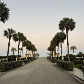 San Remo Inc A Condominium - Condominiums Near Me - Boca Raton, Florida San Remo Inc A Condominium - Condominiums Near Me - Boca Raton, Florida