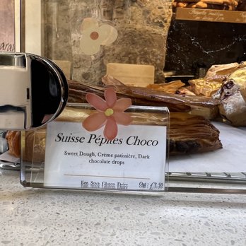 La Barantine Victoria - suisse Pepites Choco was great - Breakfast & Brunch Near Me - Edinburgh, EDH