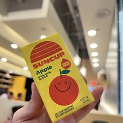 CoCo Ichibanya - Cute kid's apple juice.