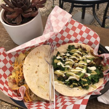 The Vegan Nom - Super Fresco & Grilled Avocado Reale. AMAZING. - Vegan Near Me - Austin, Texas