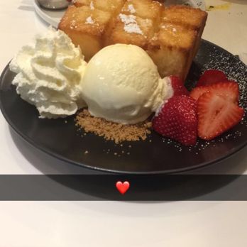 Spot Dessert Bar - Desserts Near Me - Flushing, New York