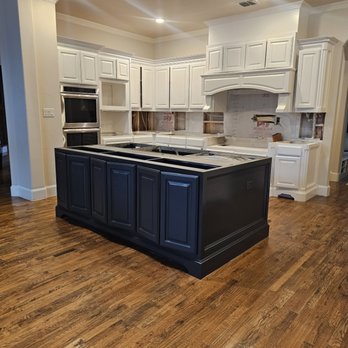 Funes Painting - Painters Near Me - Garland, Texas Funes Painting - Painters Near Me - Garland, Texas
