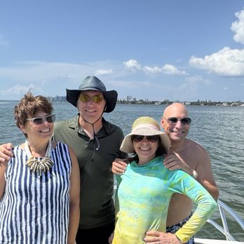 Pineapple Boat Tours - Boat Tours Near Me - Sarasota, Florida Pineapple Boat Tours - Boat Tours Near Me - Sarasota, Florida