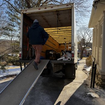 Fresh Start The Moving Crew - Movers Near Me - Worcester, Massachusetts