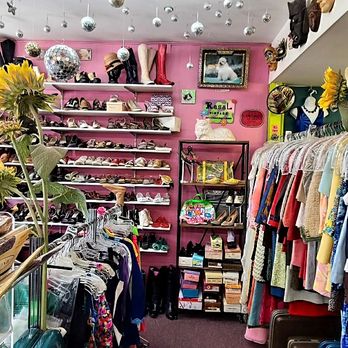 Regal Vintage - Vintage items/clothes. - Used, Vintage & Consignment Near Me - Denver, Colorado Regal Vintage - Vintage items/clothes. - Used, Vintage & Consignment Near Me - Denver, Colorado