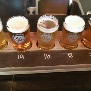 64 Taphouse - beer flight - Bars Near Me - Hood River, Oregon