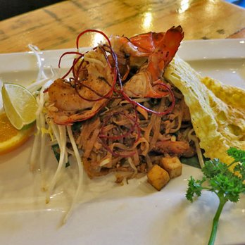 Imm Thai Kitchen - Pad Thai with Lobster, Shrimps, and Tofu + Egg Crepe - Thai Near Me - Toronto, Ontario Imm Thai Kitchen - Pad Thai with Lobster, Shrimps, and Tofu + Egg Crepe - Thai Near Me - Toronto, Ontario