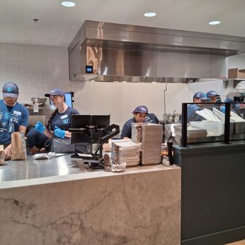 Mendocino Farms - Salad Near Me - Chicago, Illinois Mendocino Farms - Salad Near Me - Chicago, Illinois