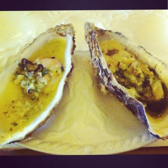 The Fat Bear - Garlic butter baked oysters from a previous pop up. Hope to see these on the menu soon! - American Near Me - London, XGL