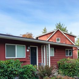 They cleaned the outside of the gutters. It brightens up the whole house! They cleaned the outside of the gutters. It brightens up the whole house!