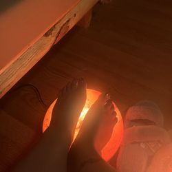 Halo Salt Lounge - Salt foot lamp