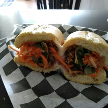 Summer - Cross section of the sandwich. - Vietnamese Near Me - Elmhurst, New York