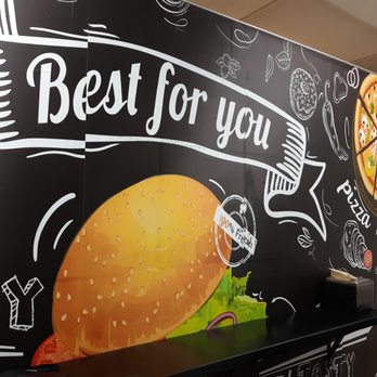 Grattin Dog - The bar wall - Burgers Near Me - Altamonte Springs, Florida Grattin Dog - The bar wall - Burgers Near Me - Altamonte Springs, Florida