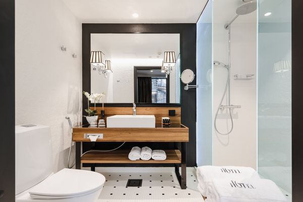 Hotel F6 by null