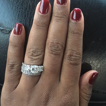 Model Nails - Nails dark Scarlett - Nail Salons Near Me - Huntington Beach, California