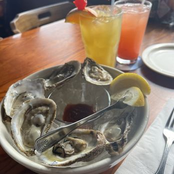 Moby Dick Restaurant - American Near Me - Santa Barbara, California